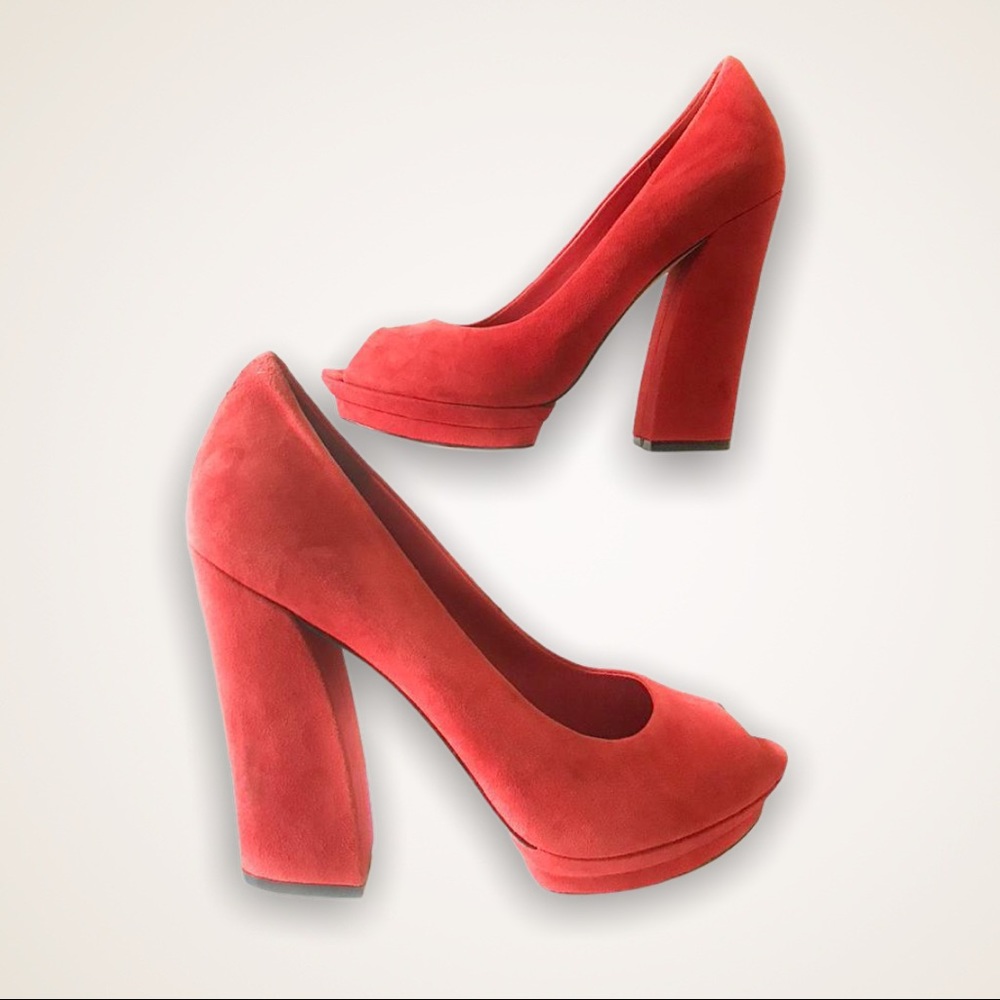 BCBG platform and heels, in tomato red suede!